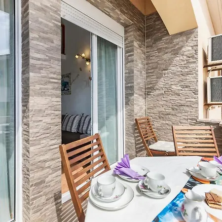 Beautiful In With Kitchen Apartment Medulin